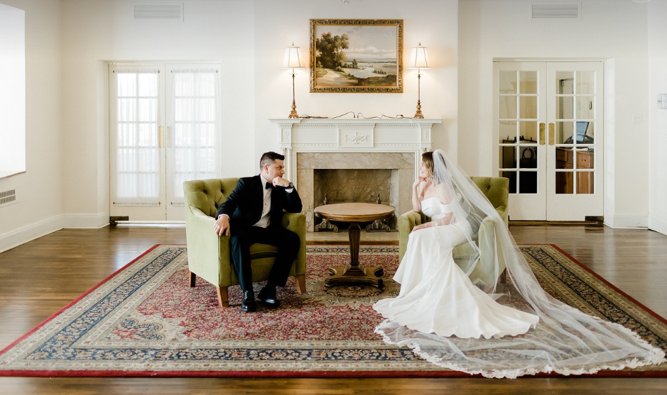 신혼가구 내지마련 관련 신혼부부 사진