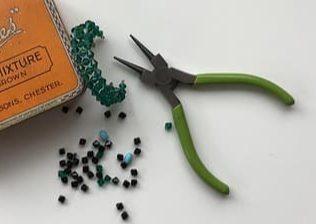 비즈 공예 필수 도구와 재료