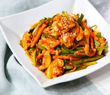 3월에 먹으면 좋은 제철 음식의 종류 Top 10 (봄철 음식) 두릅 냉이 쭈꾸미 취나물 씀바귀 바지락 달래 소라 부추 쑥