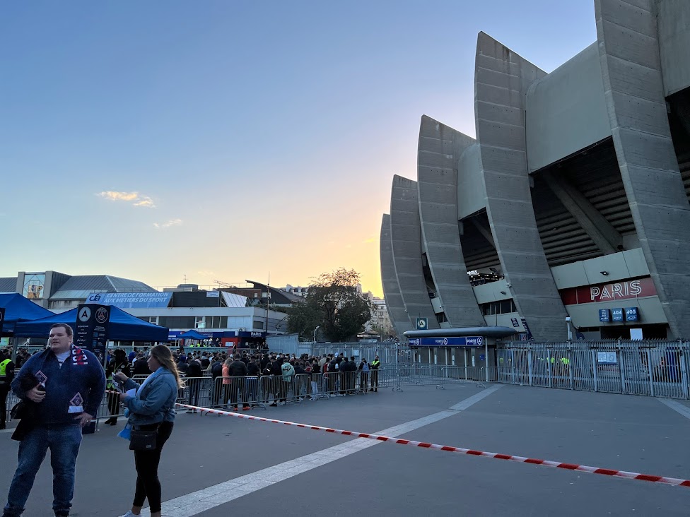 경기장앞입장대기줄