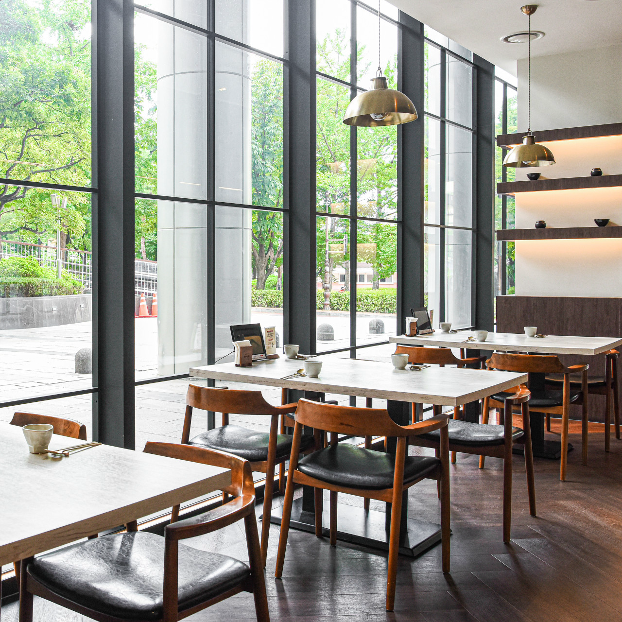 한암동 정동점의 자리배치