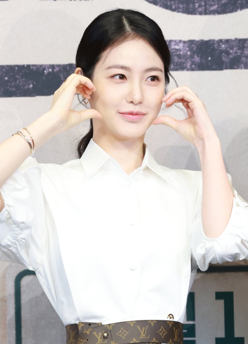 JTBC ‘백번의 추억’ 신예은, 청춘 삼각 멜로의 주역