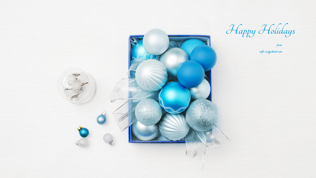 05 파란색 장식볼 C - Happy Holidays 크리스마스배경화면