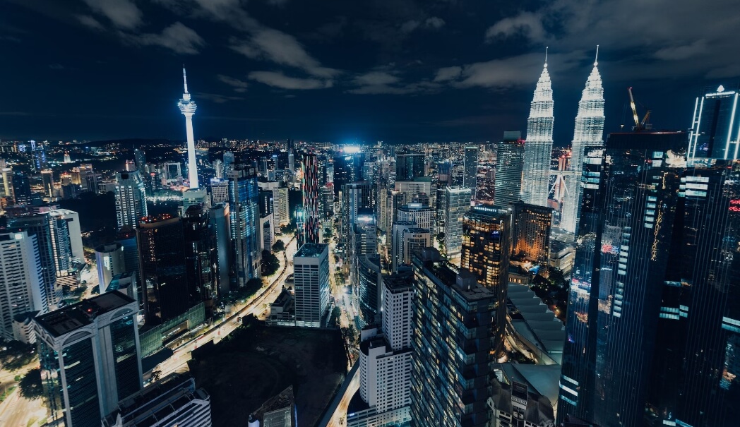 말레이시아 야경으로 빌딩의 조명이 멋진 풍경