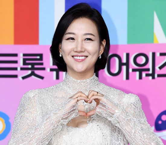 장윤정 미스터트롯4 심사위원 관련 사진