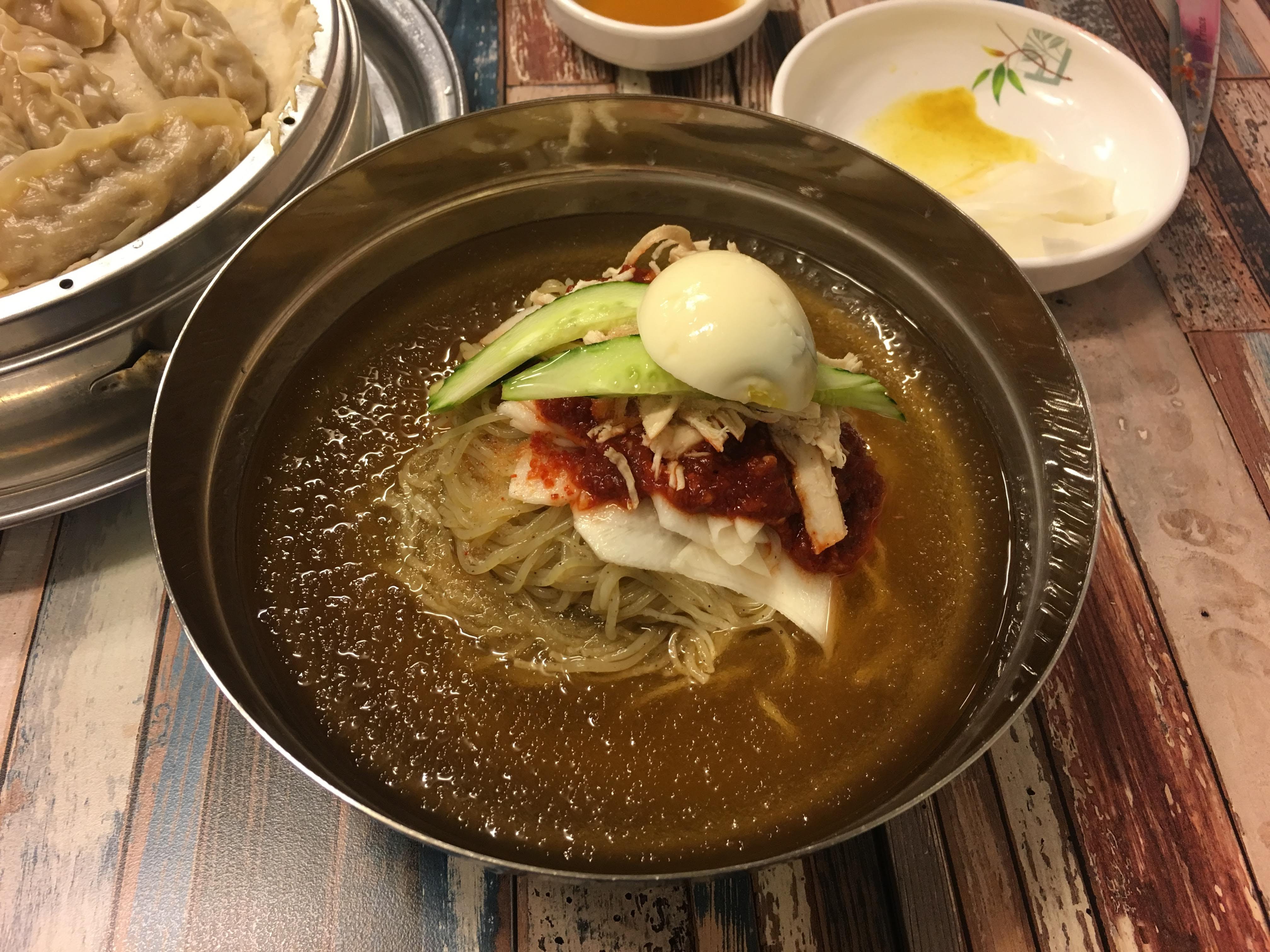 용호동 부산약콩밀면