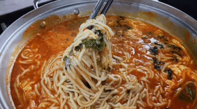 [6시 내고향] 대구 칼국수 맛집 신암태양칼국수 밀키트 택배주문 캠핑메뉴 추천