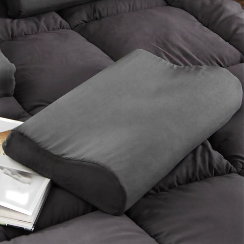 코멧 홈 메모리폼 경추베개 경추 곡선에 맞게 설계된 메모리폼 베개의 인체공학적 구조