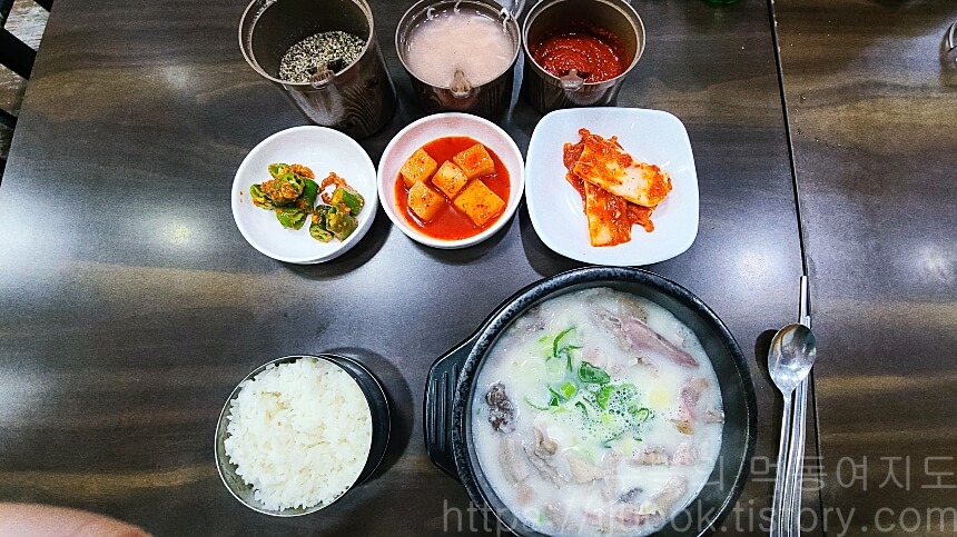 먹보-설농탕-순대국-모둠순대국-한-끼-식사