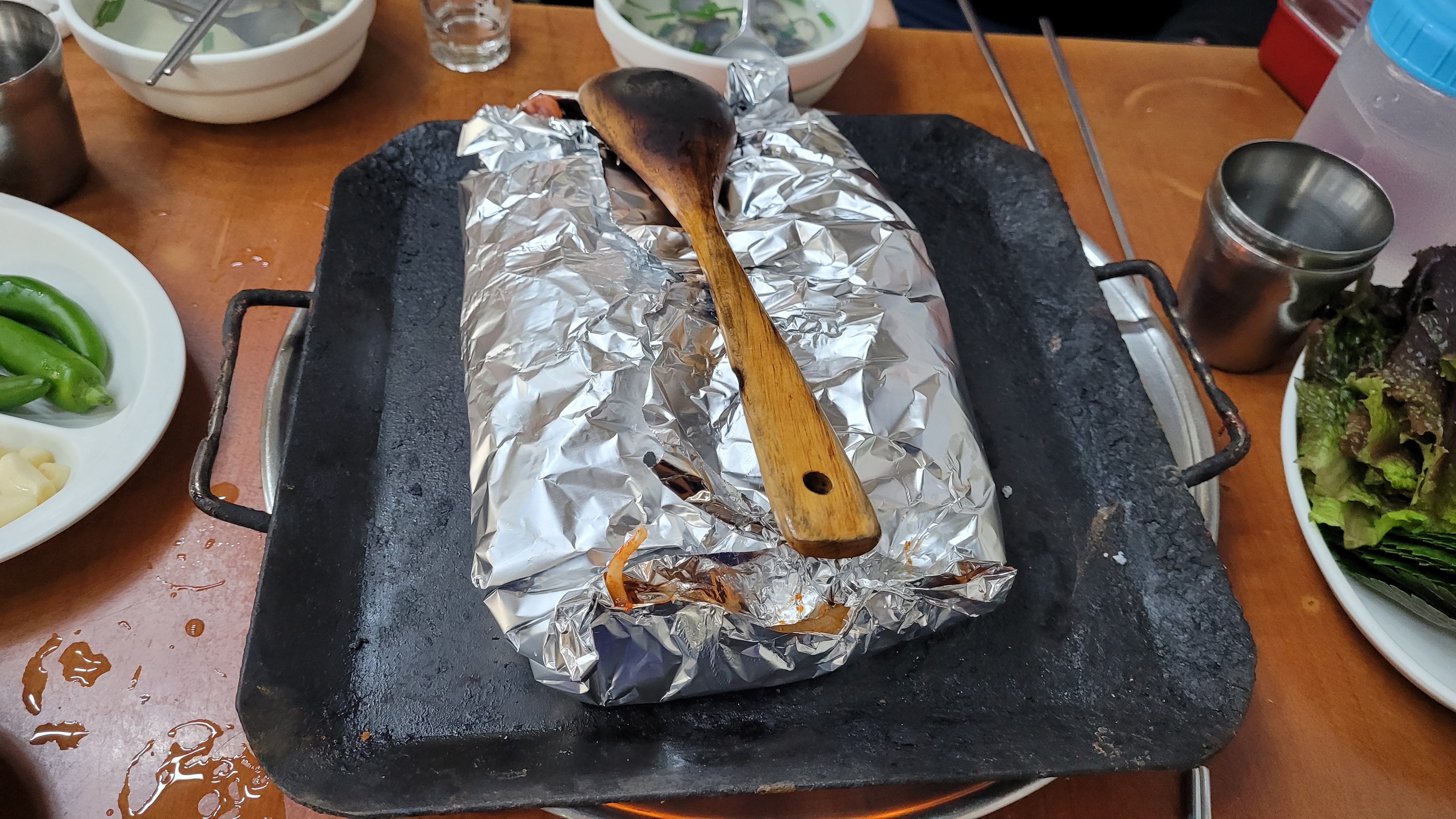 양념 꼼장어 뜸들이는 중