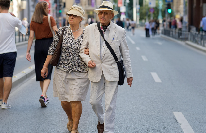 중장년 부부사진
