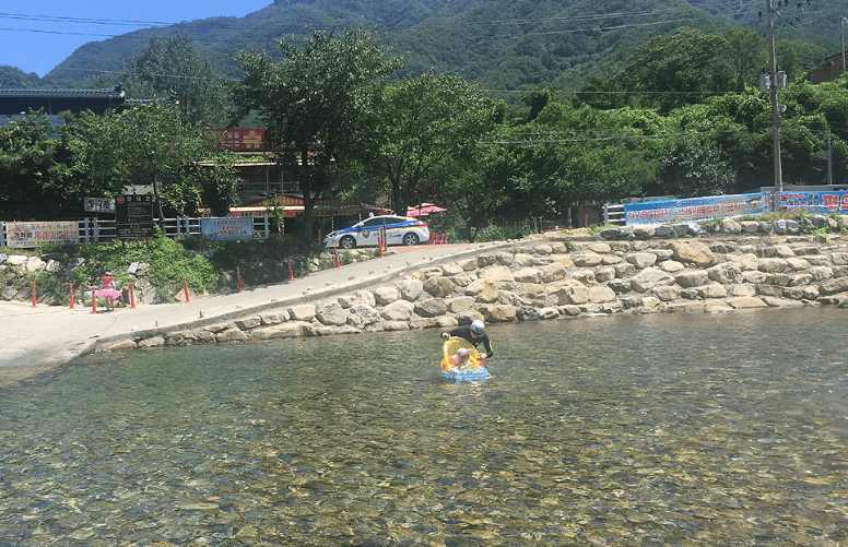 7월 8월 국내 여행지 추천 &amp;#124; 물놀이 하기 좋은 무료 계곡 BEST 9 &amp;#124; 서울 근교 계곡 &amp;#124; 계곡 캠핑장 추천 