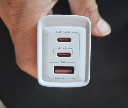 ACTiMON GaN PD 65W 충전기