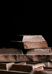 초콜릿과 견과류