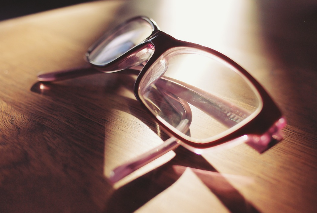 노화로 인한 시력 저하와 안구 질환 예방