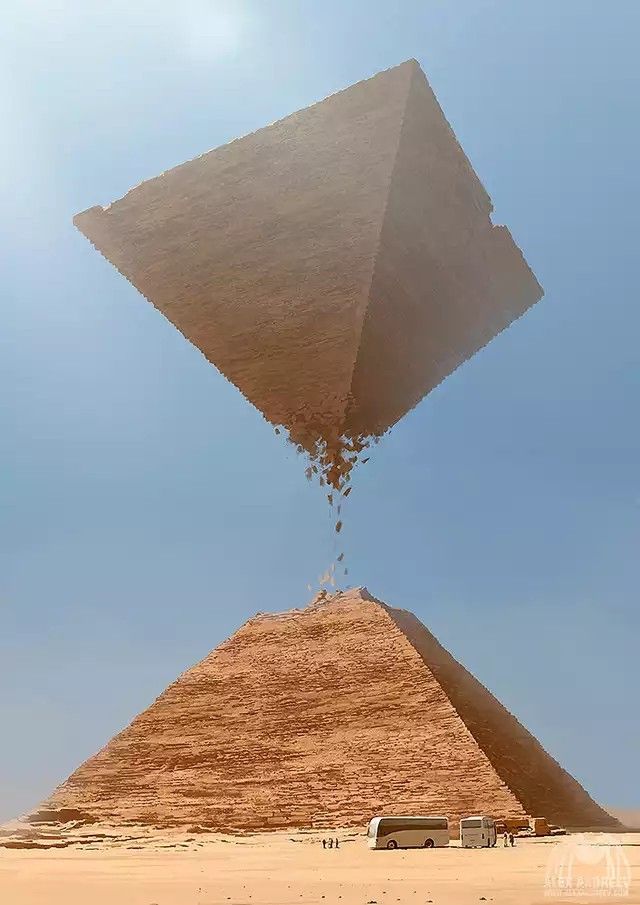 수학으로 본 피라미드의 위대함: 기초부터 천장까지