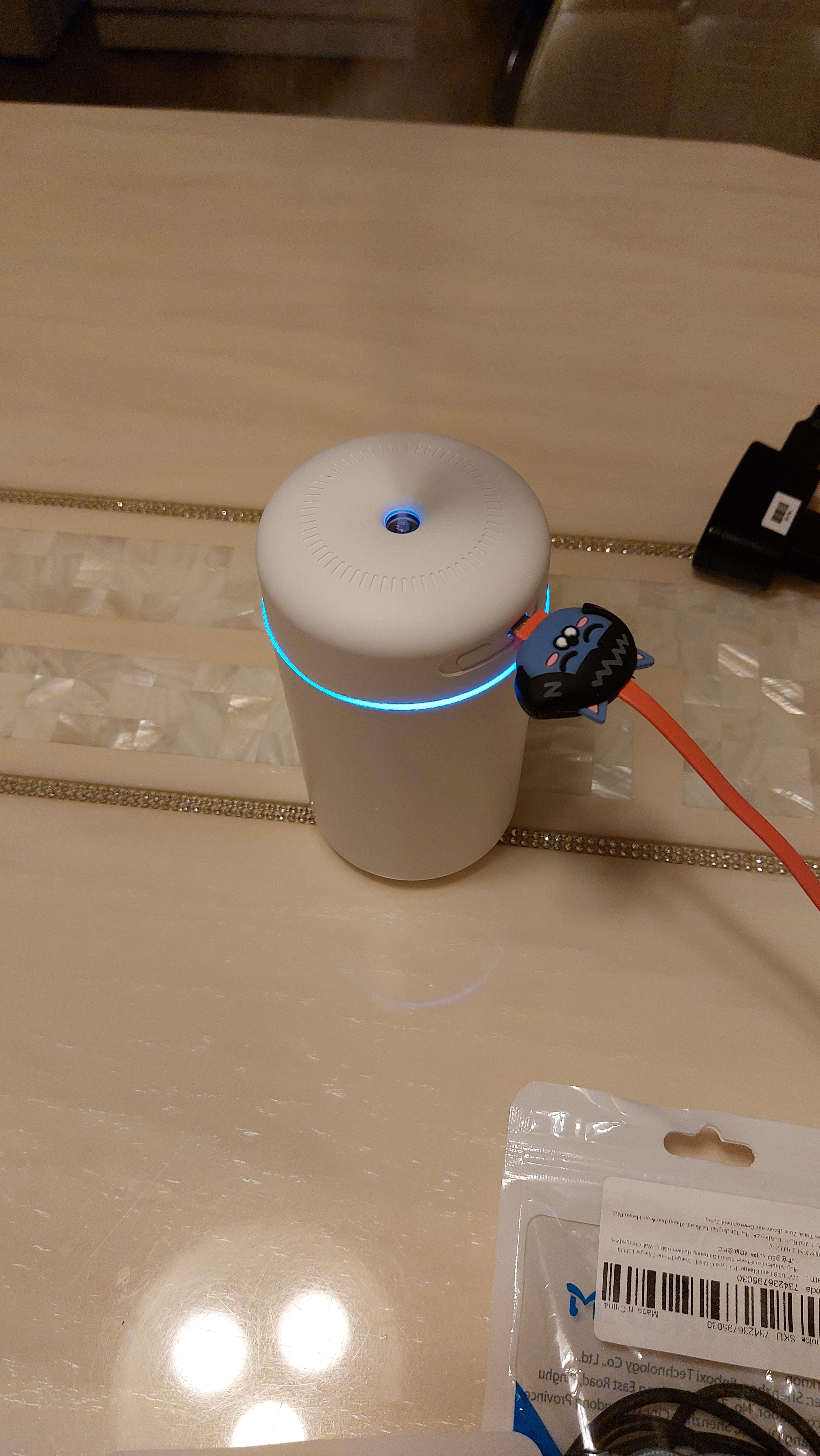 알리 익스프레스 탁상용 가습기 작동 사진