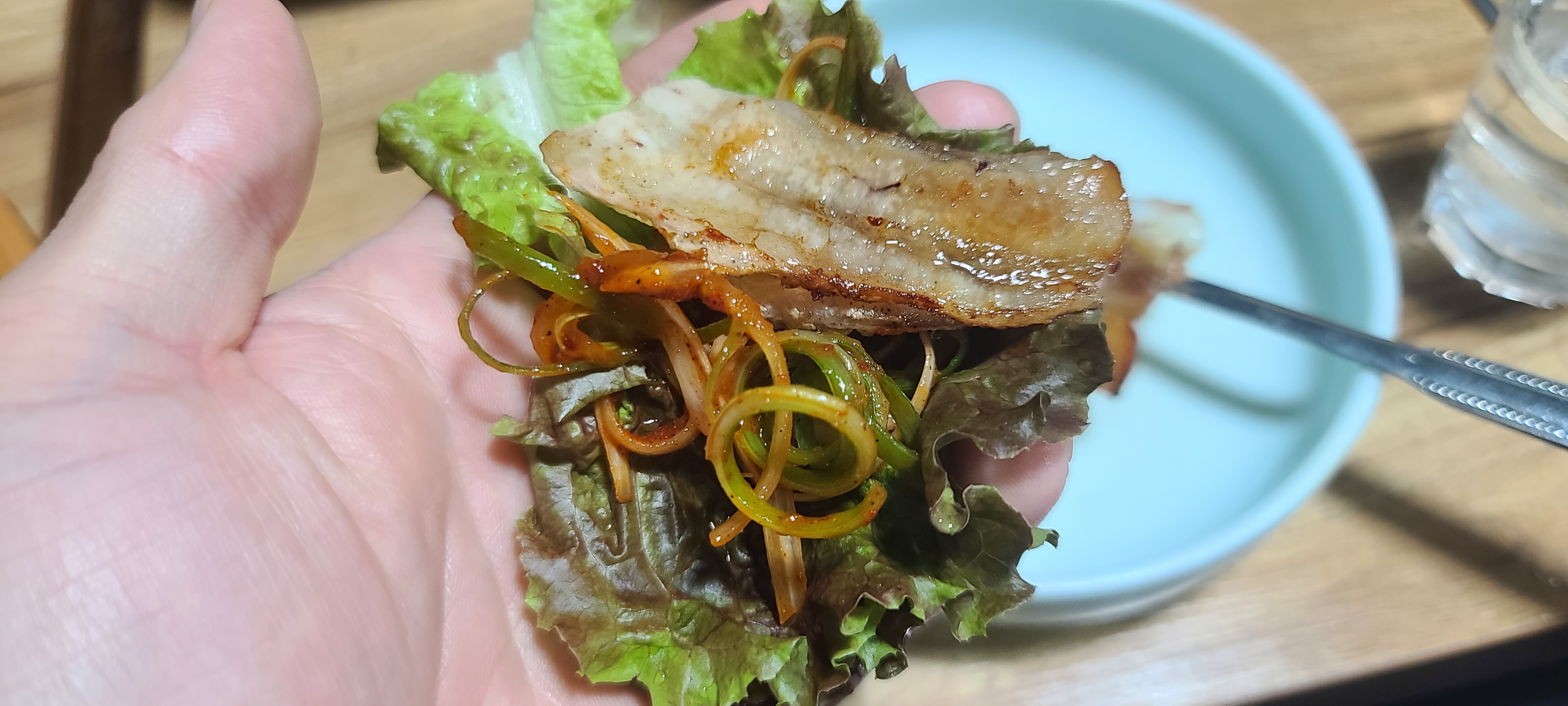 냉삼겹살 철뚝집 생삼겹살 냉삼맛집 성남맛집 상대원맛집 철뚝삼겹살 메뉴판 냉동삼겹살 기본반찬 파절이 달걀찜 된장찌개