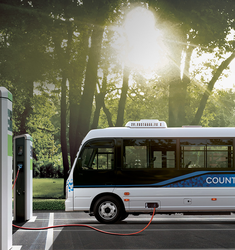 2024년형 현대자동차 카운티 일렉트릭 전기 충전중