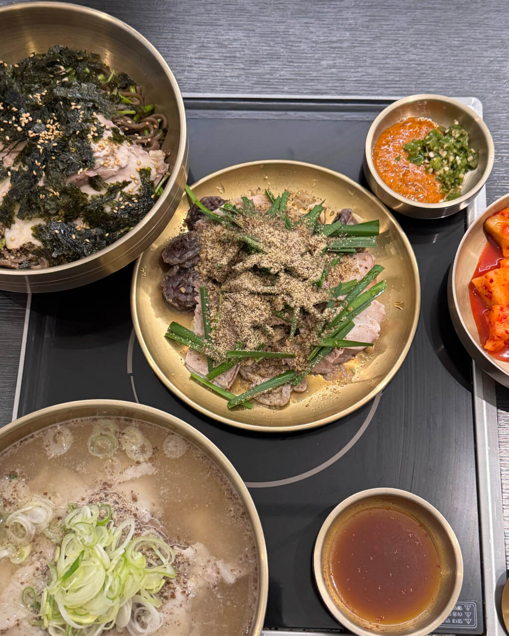 생방송투데이 막 퍼주는 집&#44; 얼만데요? 서울 성수 곰탕 맛집 돈골약방 생방송투데이 3772회