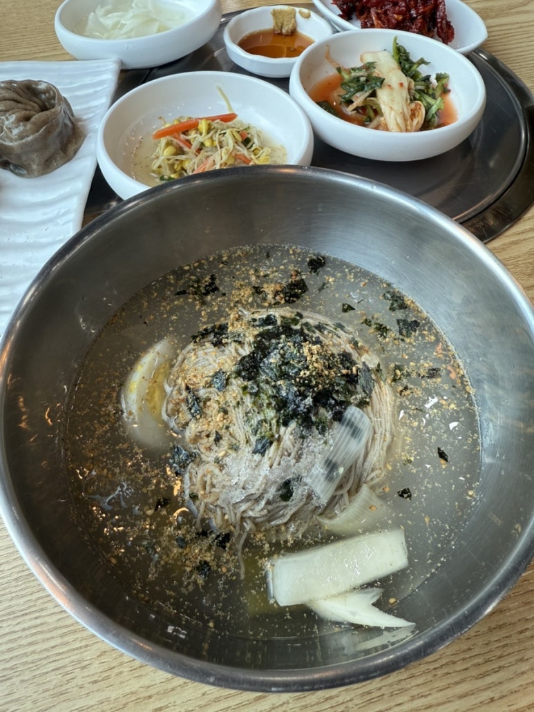 동루골막국수