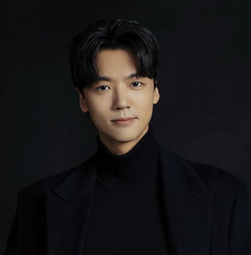 윤지창_장세현