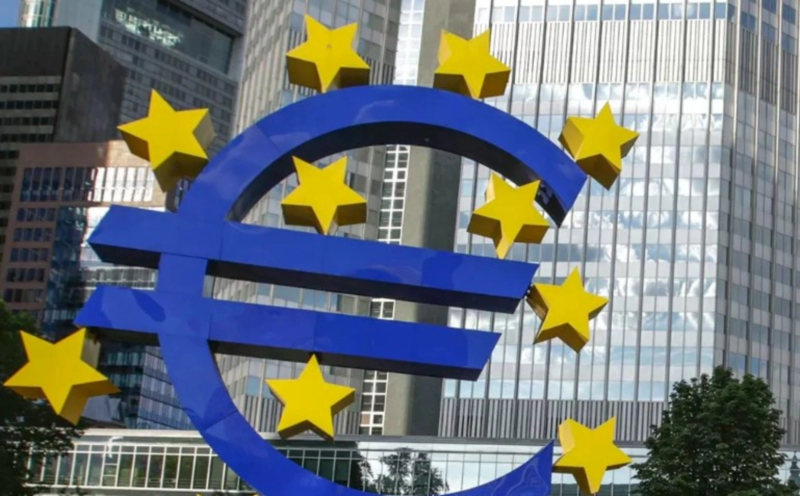 ECB 통화정책회의 빅스텝 금리 유지