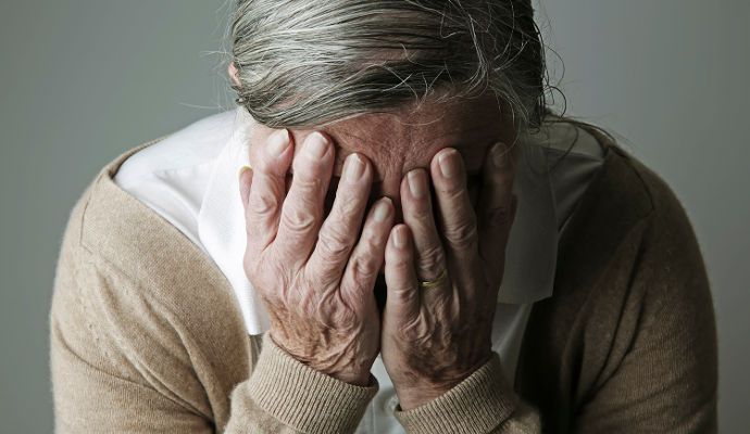나이 들수록 굽는 나의 등, 어깨를 펴야 건강이 산다(자세, 말린어깨, 습관)에 대해 설명하고 있습니다.