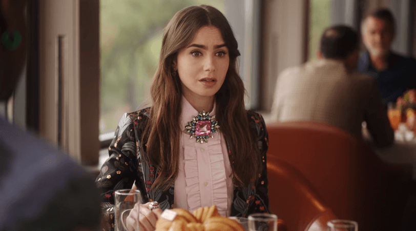 에밀리-파리에-가다-시즌4-10화