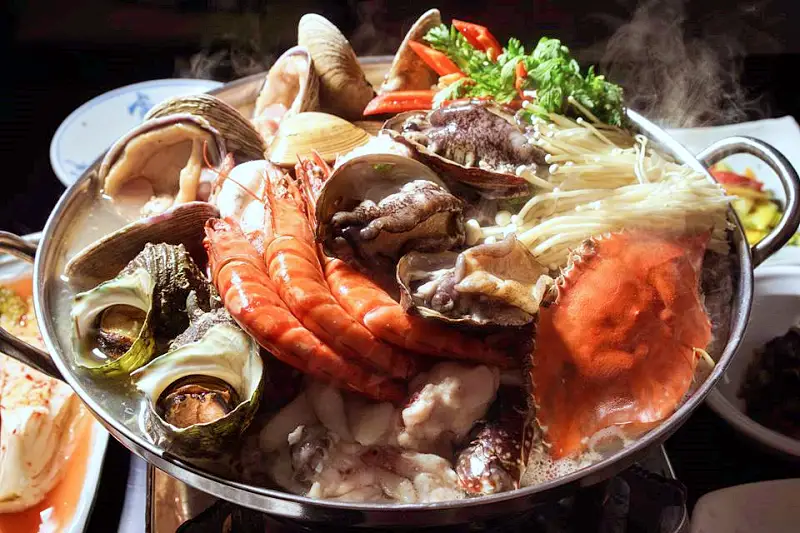 투데이 맛있는 메뉴 영화인이 픽한 간장게장, 양념게장 맛있는 식당 추천 부산 해운대 맛집