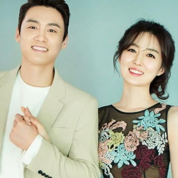 아나운서-출신-방송인-겸-사업가-김소영-아나운서-출신-방송인-오상진