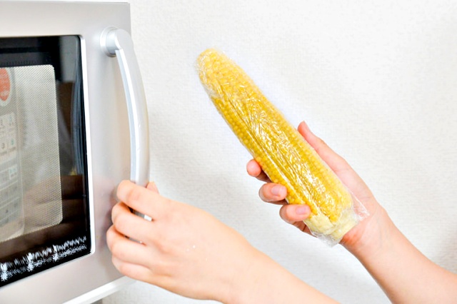전자렌지 옥수수 찌는 방법, 옥수수 삶는 방법, 옥수수 찌는 시간, 팁줌 매일꿀정보