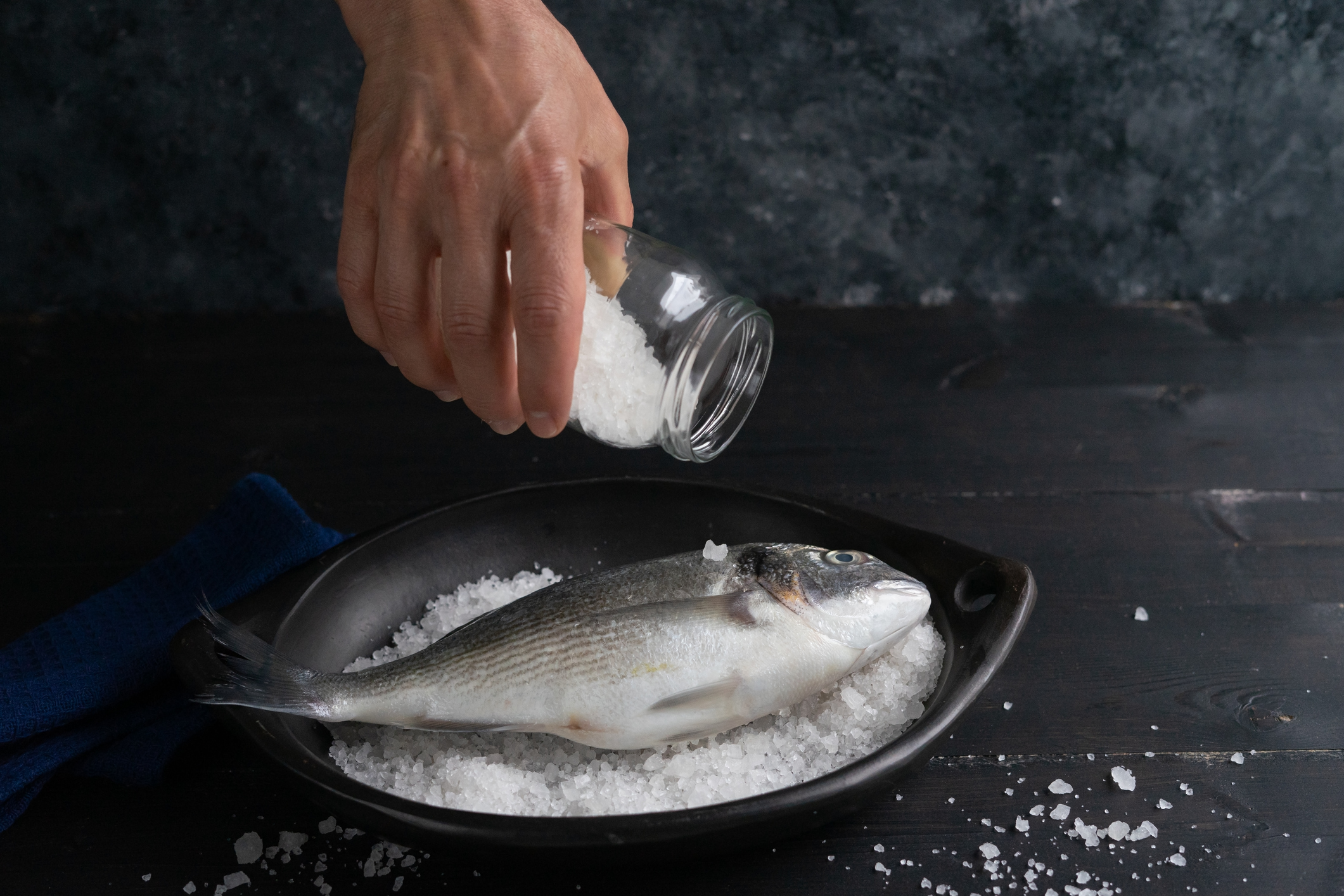 해산물과 소금 섭취를 통한 미세플라스틱의 체내 유입: 연구 필요성