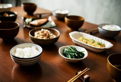 탄수화물, 단백질, 지방이 균형 잡힌 건강한 식단 구성