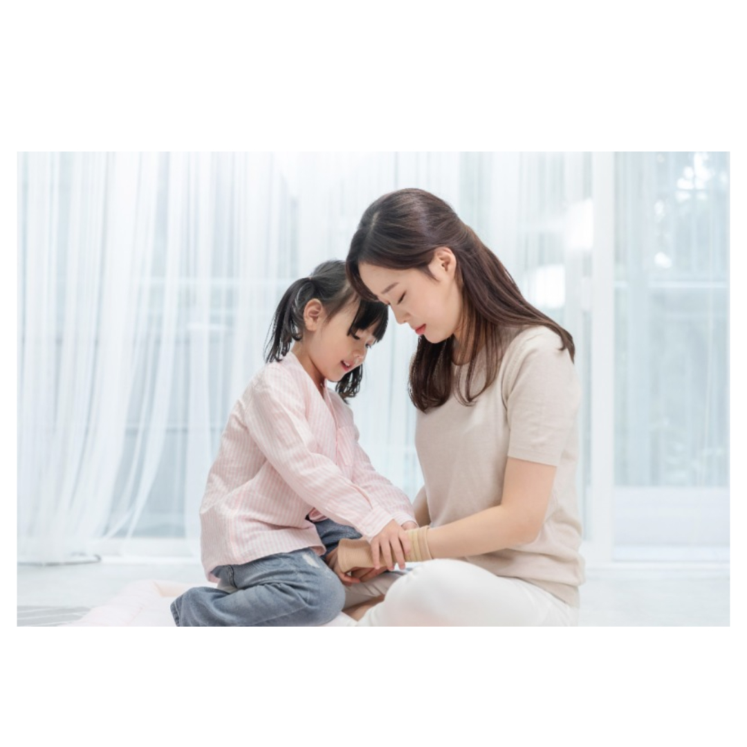 손목통증과 관련된 사진입니다.