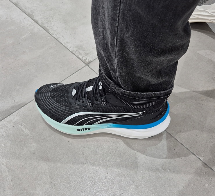 과내전 무릎 통증 추천 안정화 러닝화