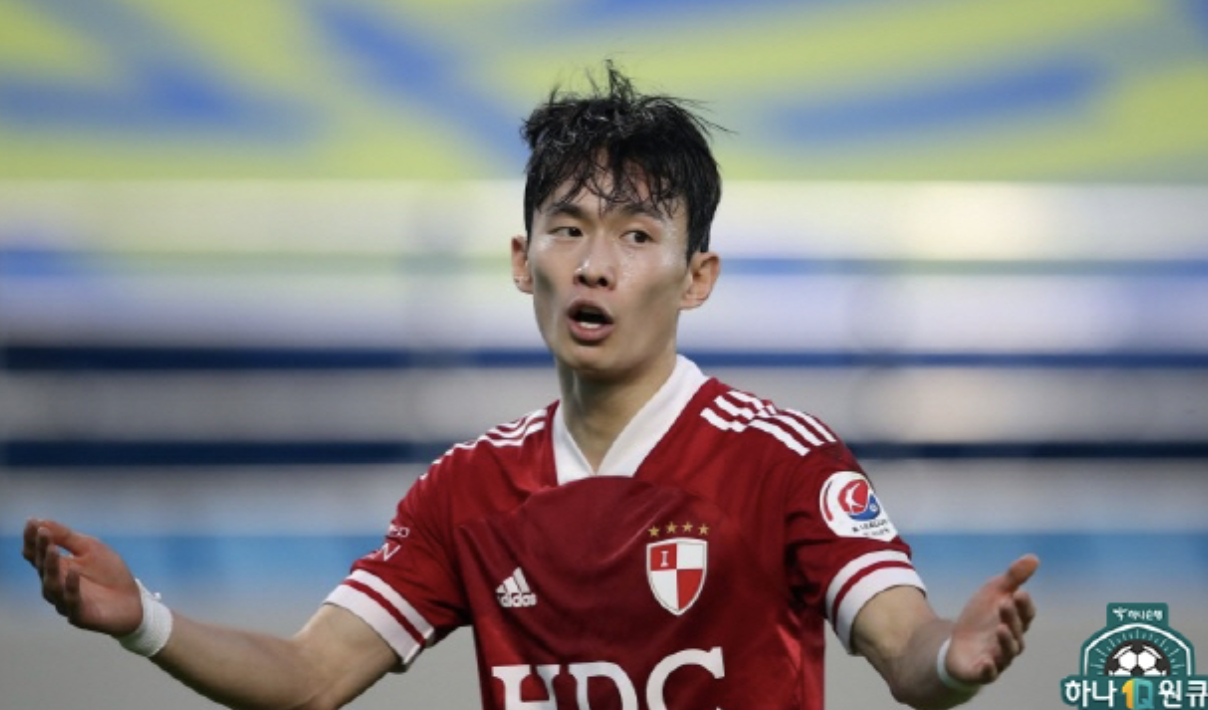축구선수 김문환