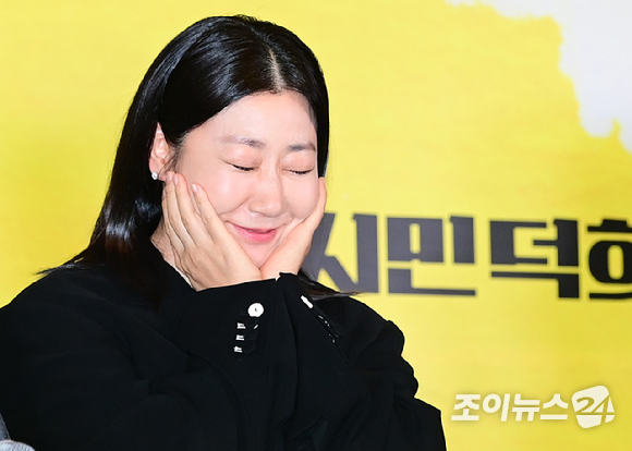 배우 라미란이 11일 오후 서울 CGV 용산아이파크몰에서 열린 영화 &#39;시민덕희&#39;(감독 박영주) 언론시사회에 참석하고 있다. [사진=정소희 기자]