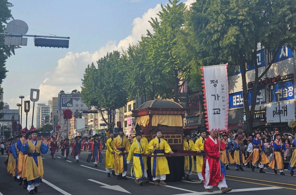 [서울 근교 가을 축제]수원화성문화제 2025｜정조대왕 능행차 공동재현❘정조대왕의 도시에서 만나는 가을 축제의 정수