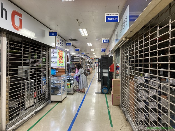 용산 선인상가 2층