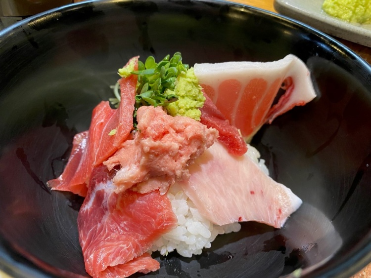 풍문으로 들었소 무한리필 뱃살 가마도로 배꼽살 참다랑어 참치회 맛있는 횟집 홍대 연남동 맛집 추천