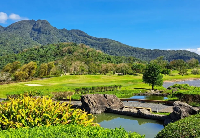 필리핀 골프장 세부cc입니다.