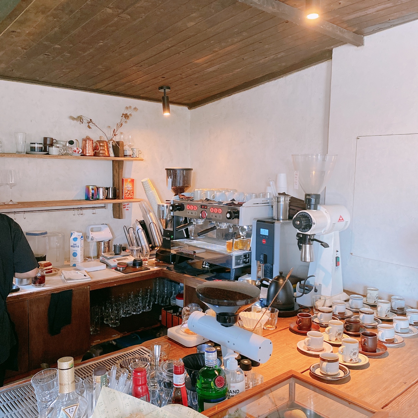 제주 한림 금능 제주구옥 주택개조 카페 잔물결