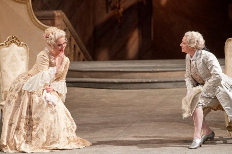 장미의 기사 공연 스틸