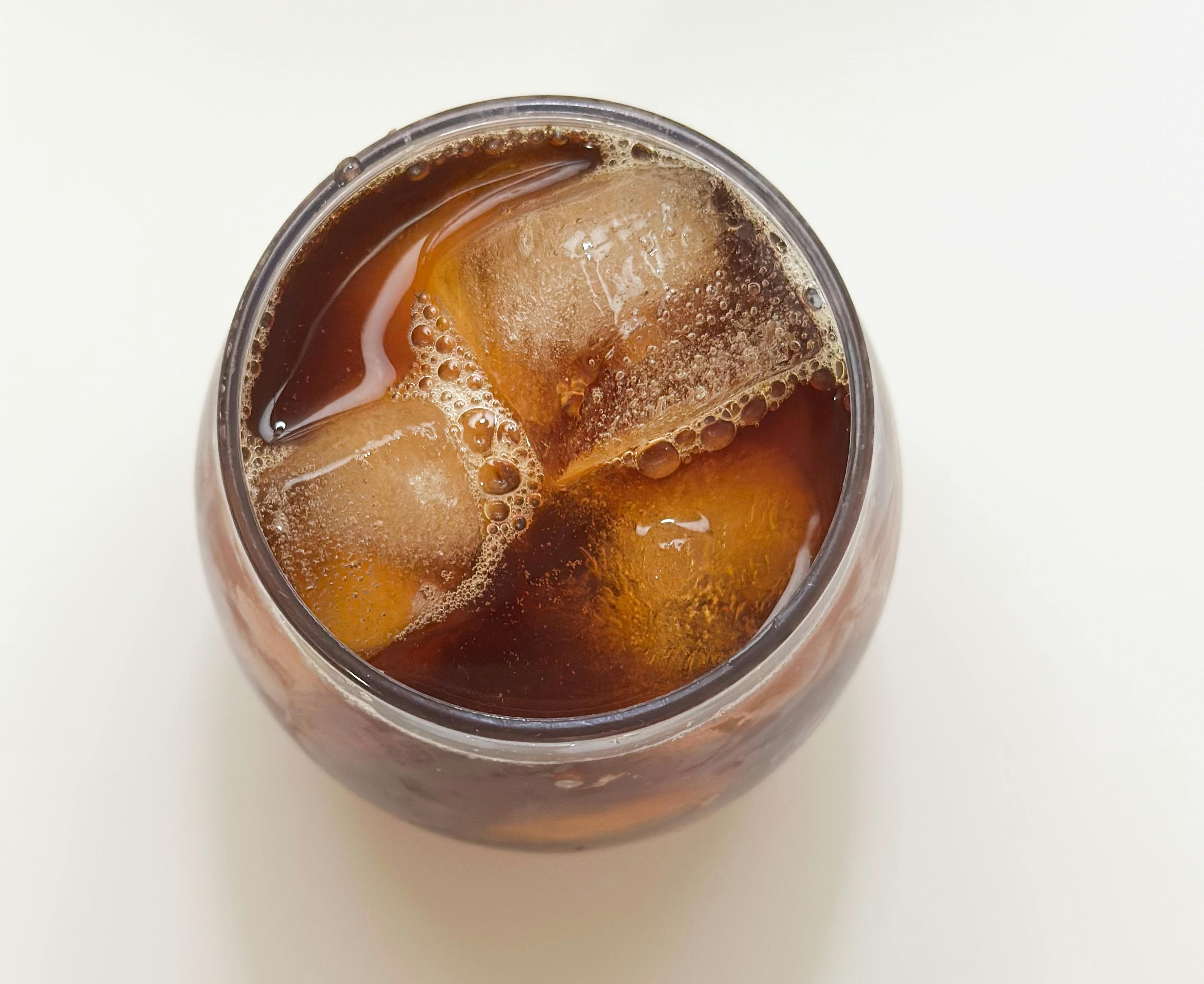 콜드 브루 제대로 즐기는 법 : 홈카페에서 완벽하게 즐기는 꿀팁