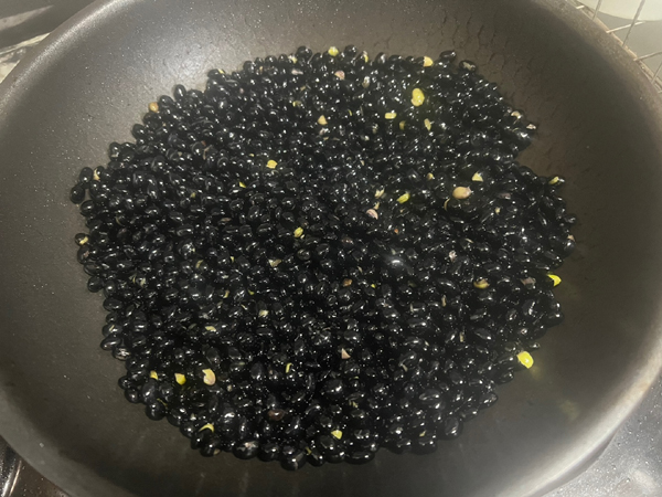 약콩인 쥐눈이콩