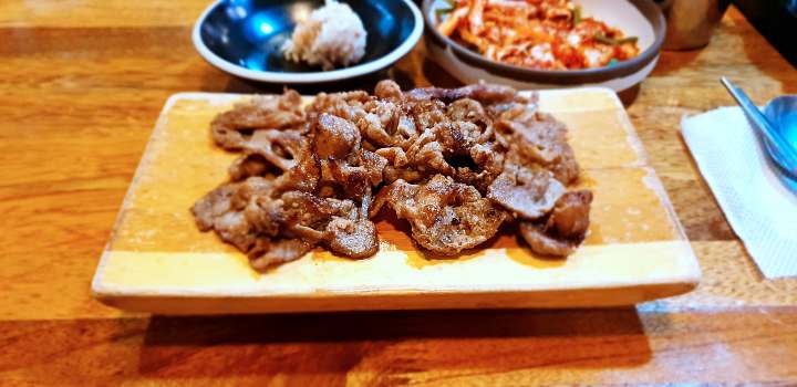 식객 허영만 백반기행 박은영 편 메밀칼국수 메밀밥 봄동 겉절이 메밀 새우 교자 만두 관악 신림 맛집 소개