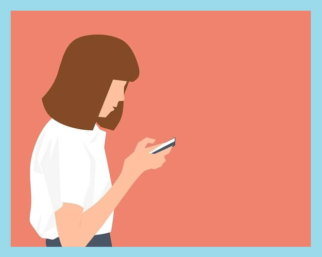 핸드폰으로-챗-대화하는-여자-일러스트