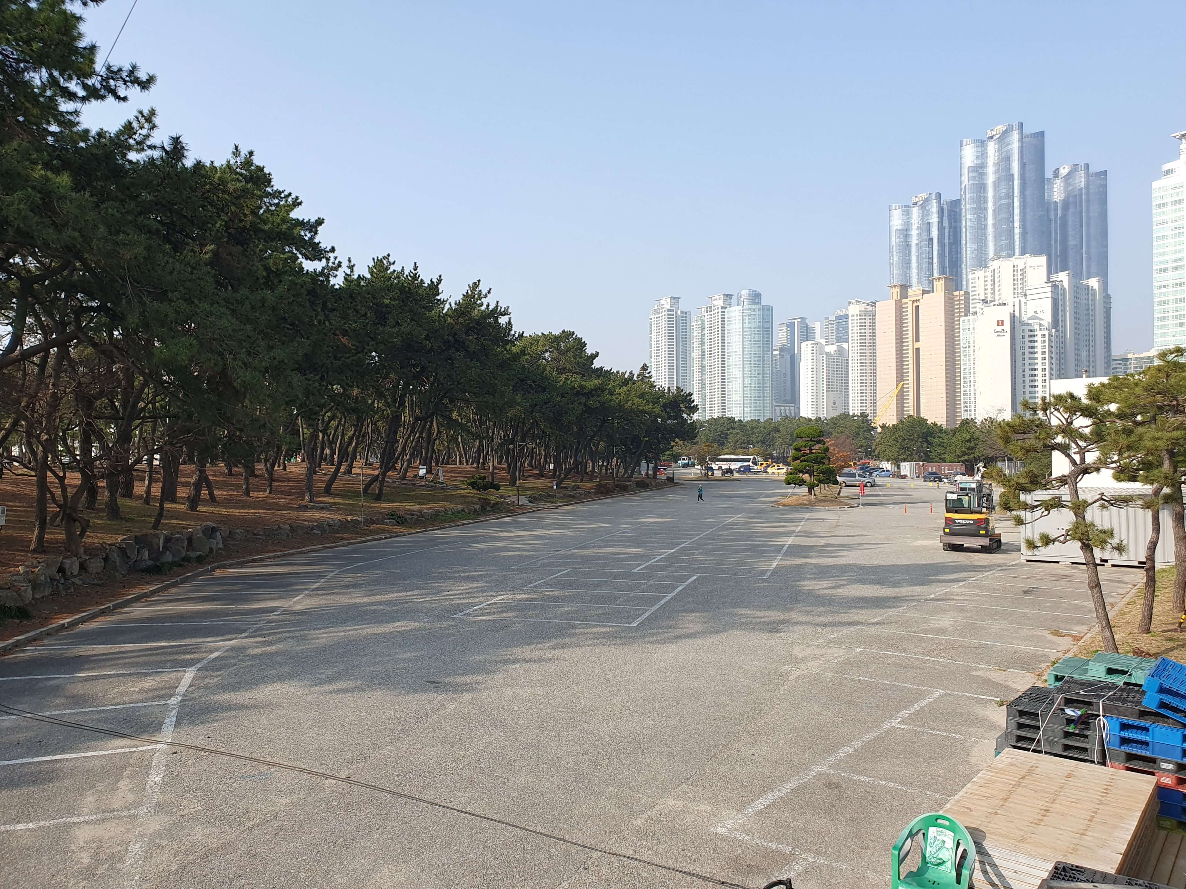 송림공원 주차장 모습