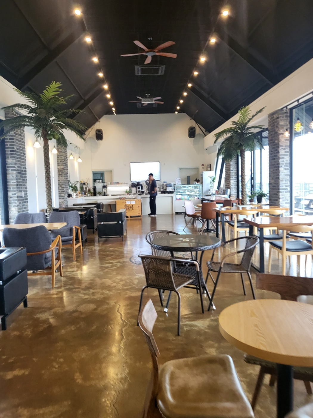 금산 대형 카페(아일랜드 금산)